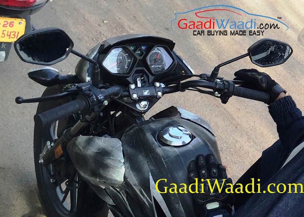 2015 Honda Livo instrumen cluster spotted up close