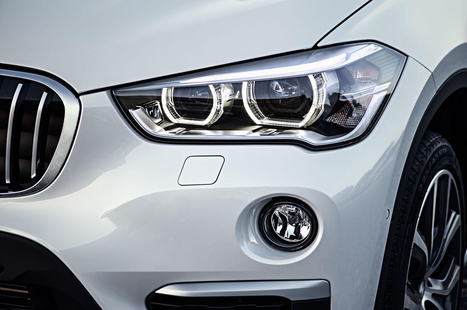 2016 BMW X1 LED headlights