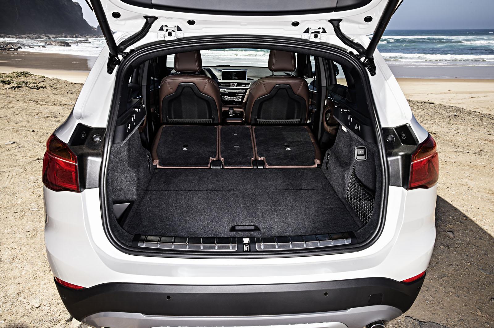 2016-bmw-x1-boot-seats-folded