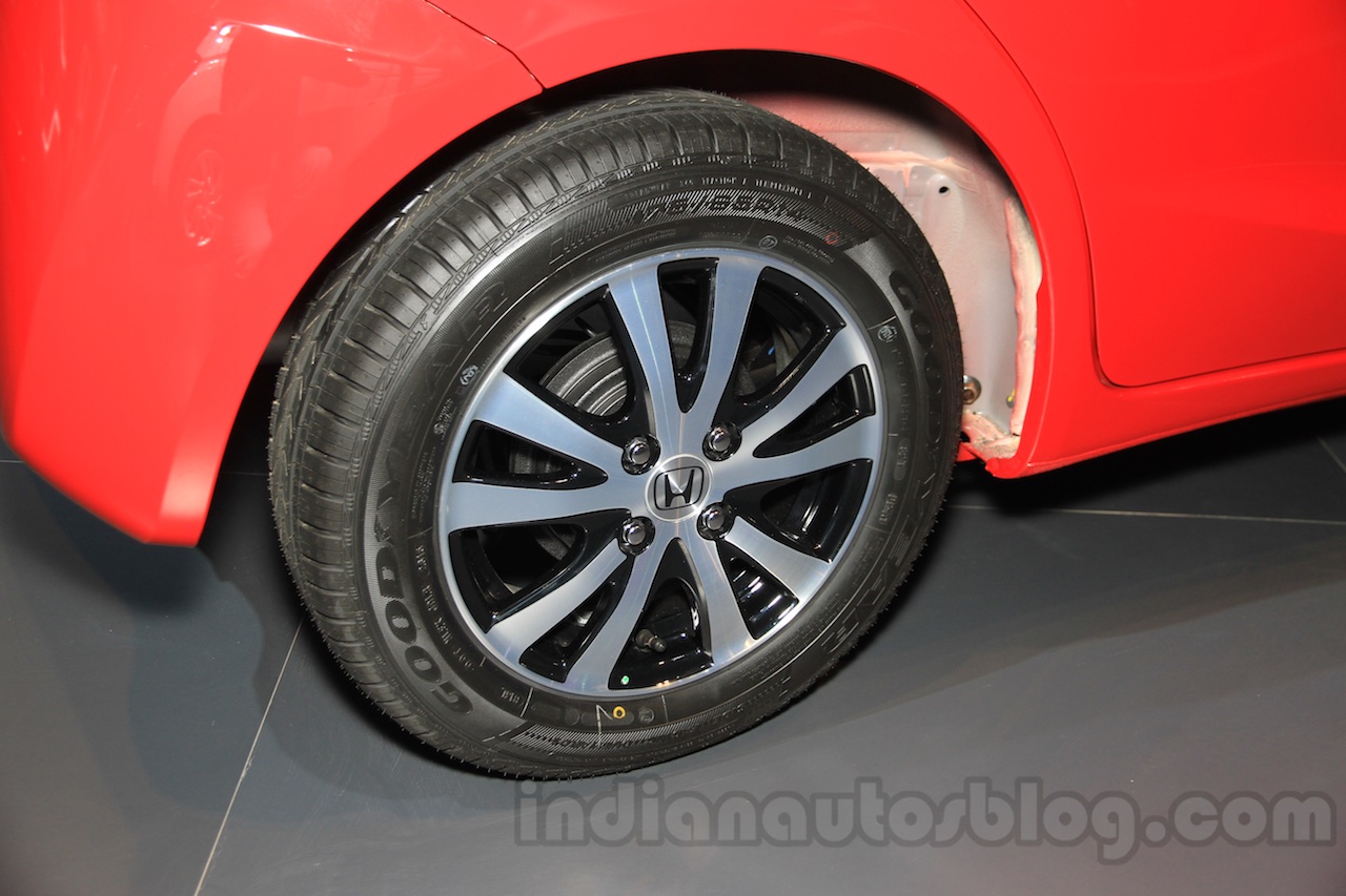 2015 facelifted Honda Brio wheel at the 2015 Indonesia International