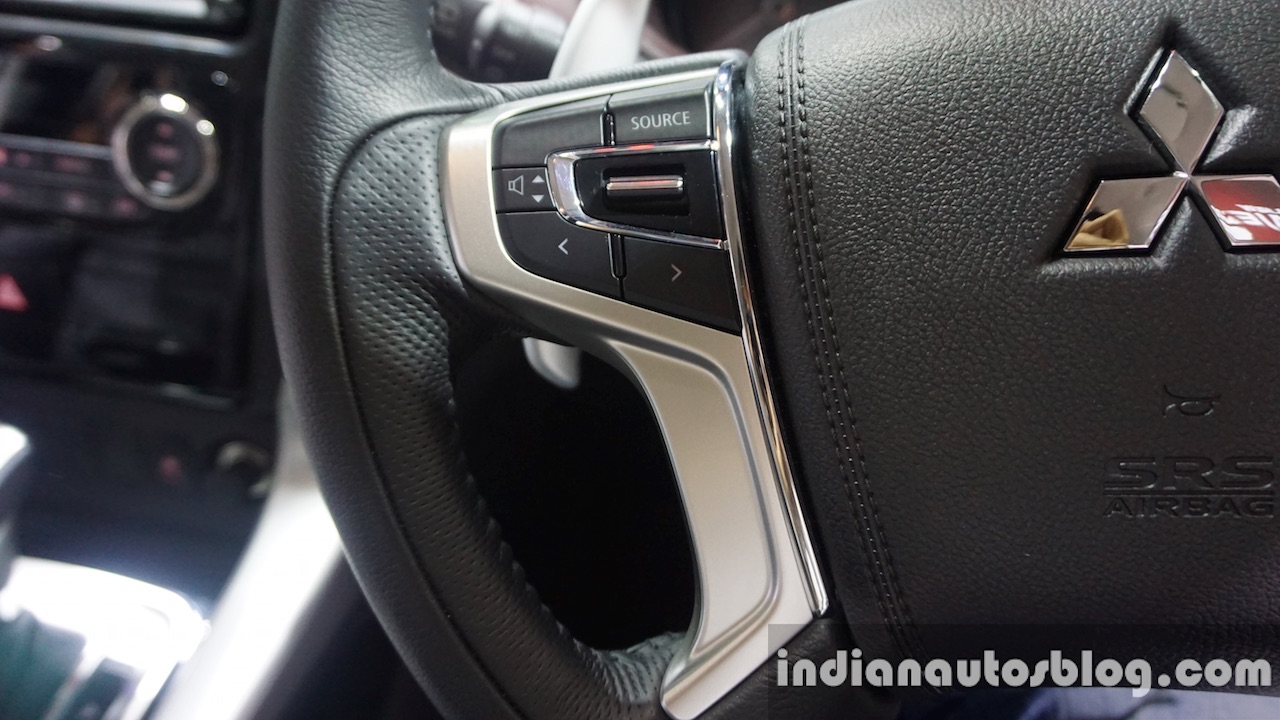 2016 Mitsubishi Pajero Sport steering wheel buttons at the BIG Motor Sale Thailand