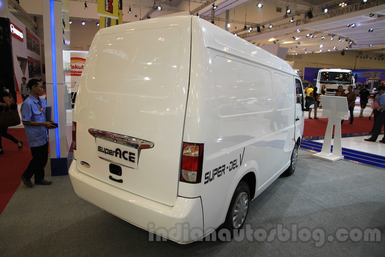 Tata Super Ace Del V Closed Cabin Rear Three Quarter At The 2015 Gaikindo Indonesia