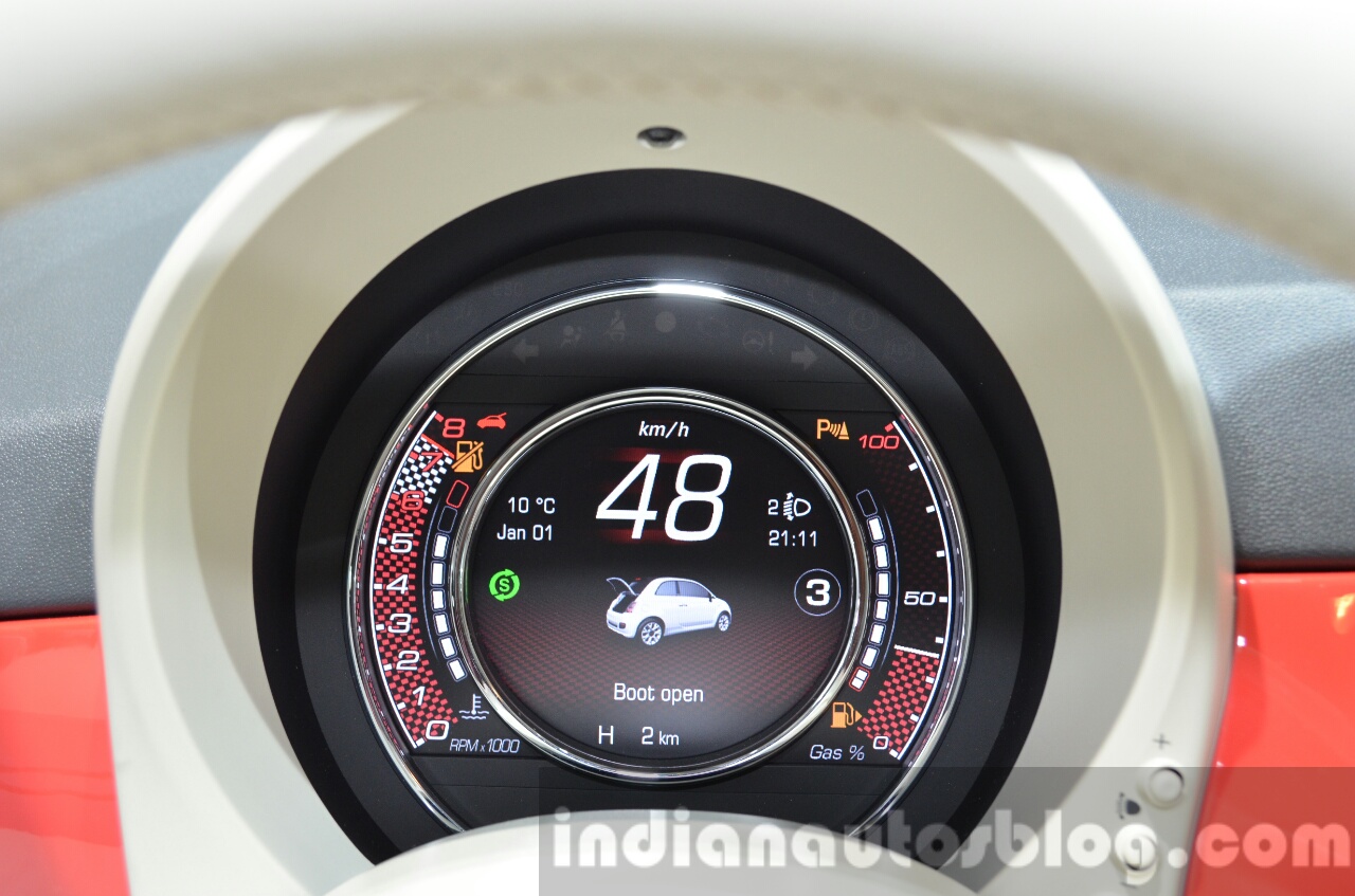 2016 Fiat 500 instrument cluster at IAA 2015