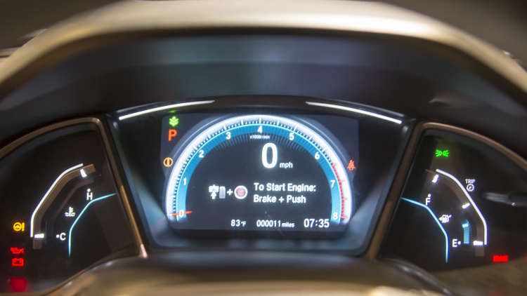 2016 Honda Civic cluster live images