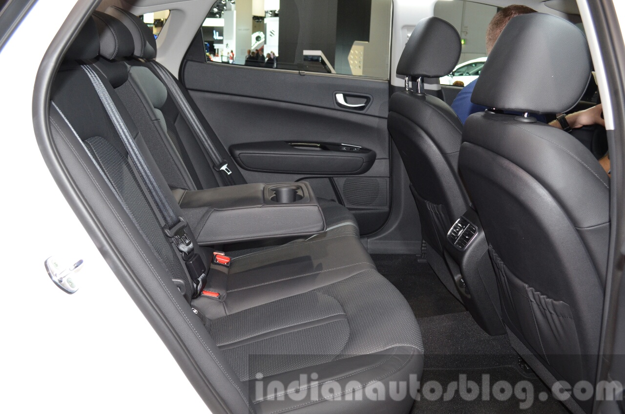 2016 Kia Optima rear seats legroom at IAA 2015