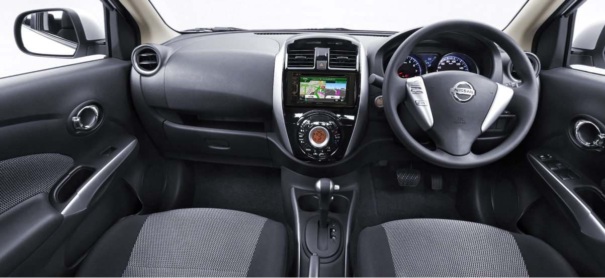 2016 Nissan Almera (Thai spec) dashboard