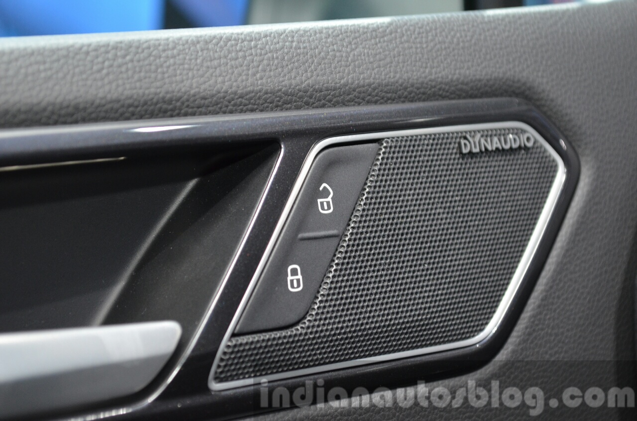 2016 Volkswagen Tiguan door speaker at IAA 2015