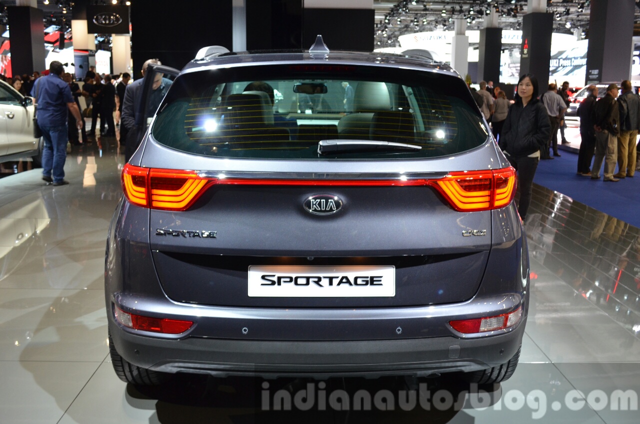 2017 Kia Sportage tail lights at IAA 2015