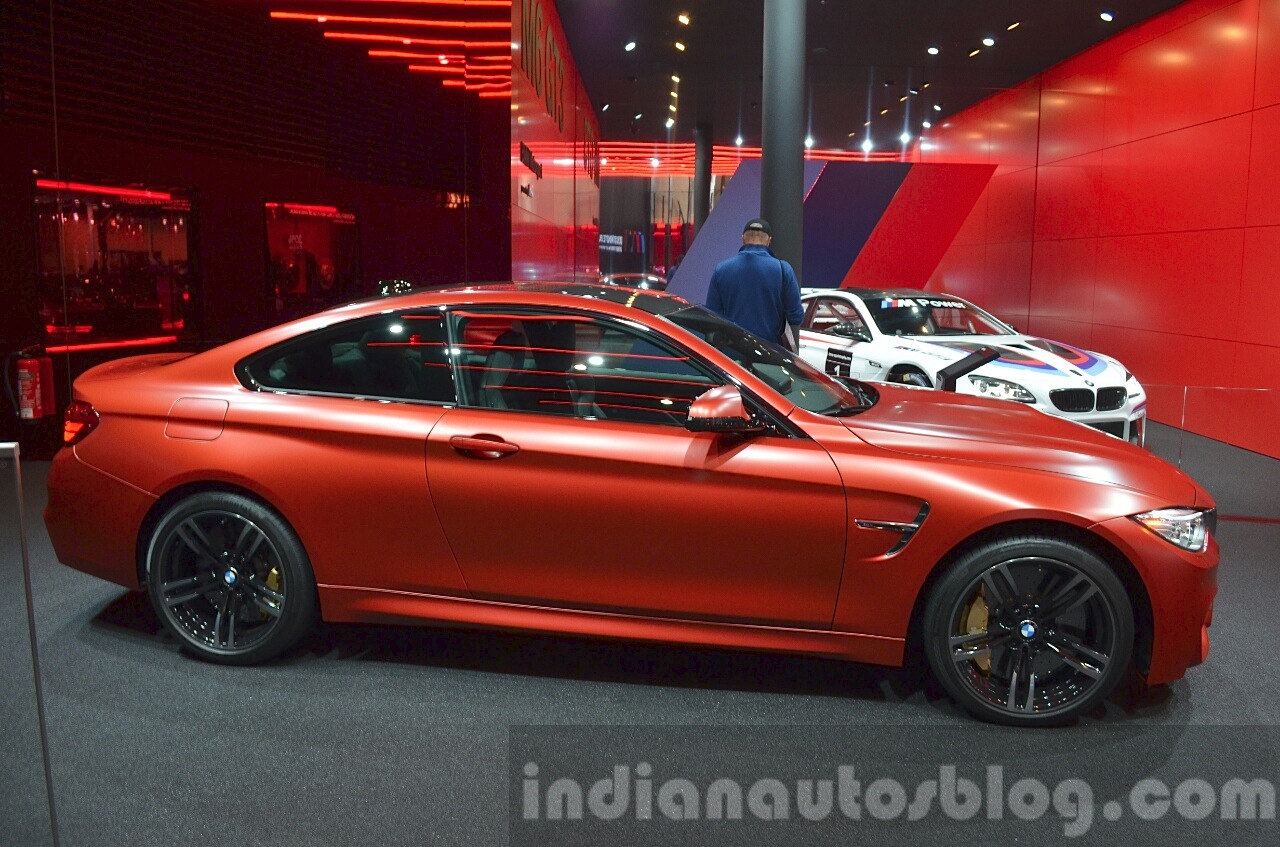 BMW M4 in Frozen Red metallic side at iAA 2015