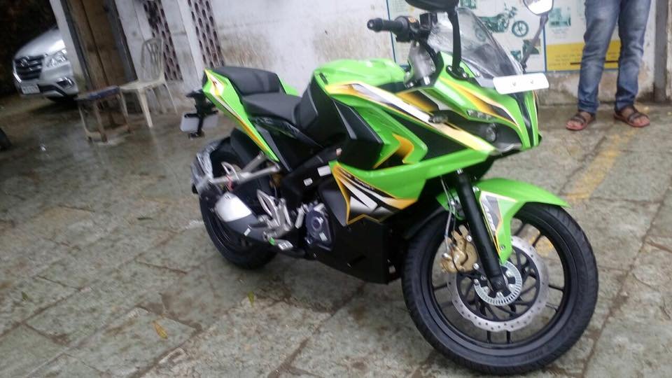 Dealer Offers Matte Black Candy Green Bajaj Pulsar Rs 0