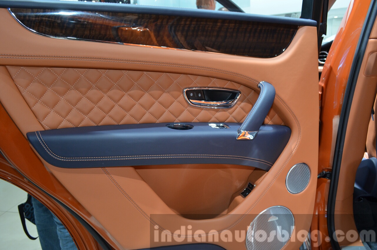 Bentley Bentayga door panel at the IAA 2015