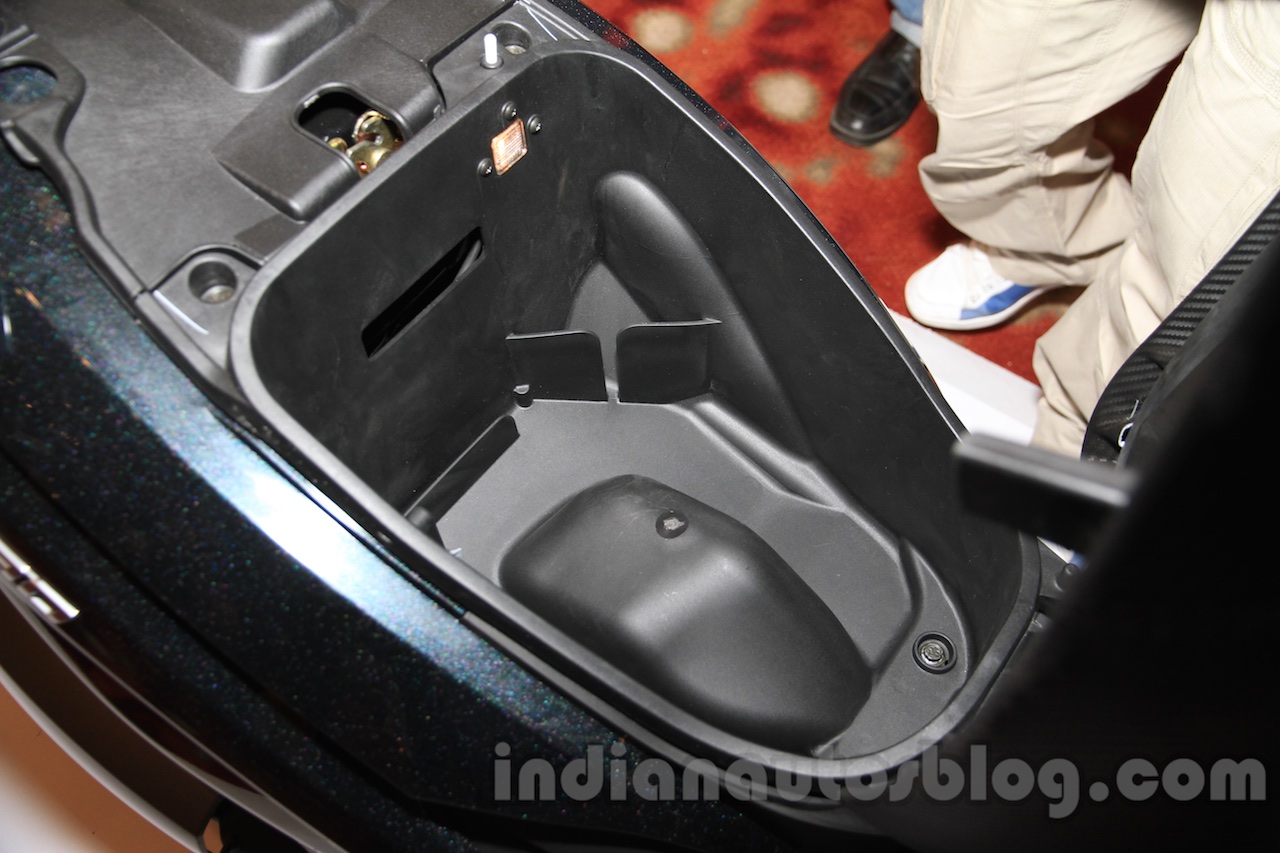 Hero Maestro Edge luggage space launched India