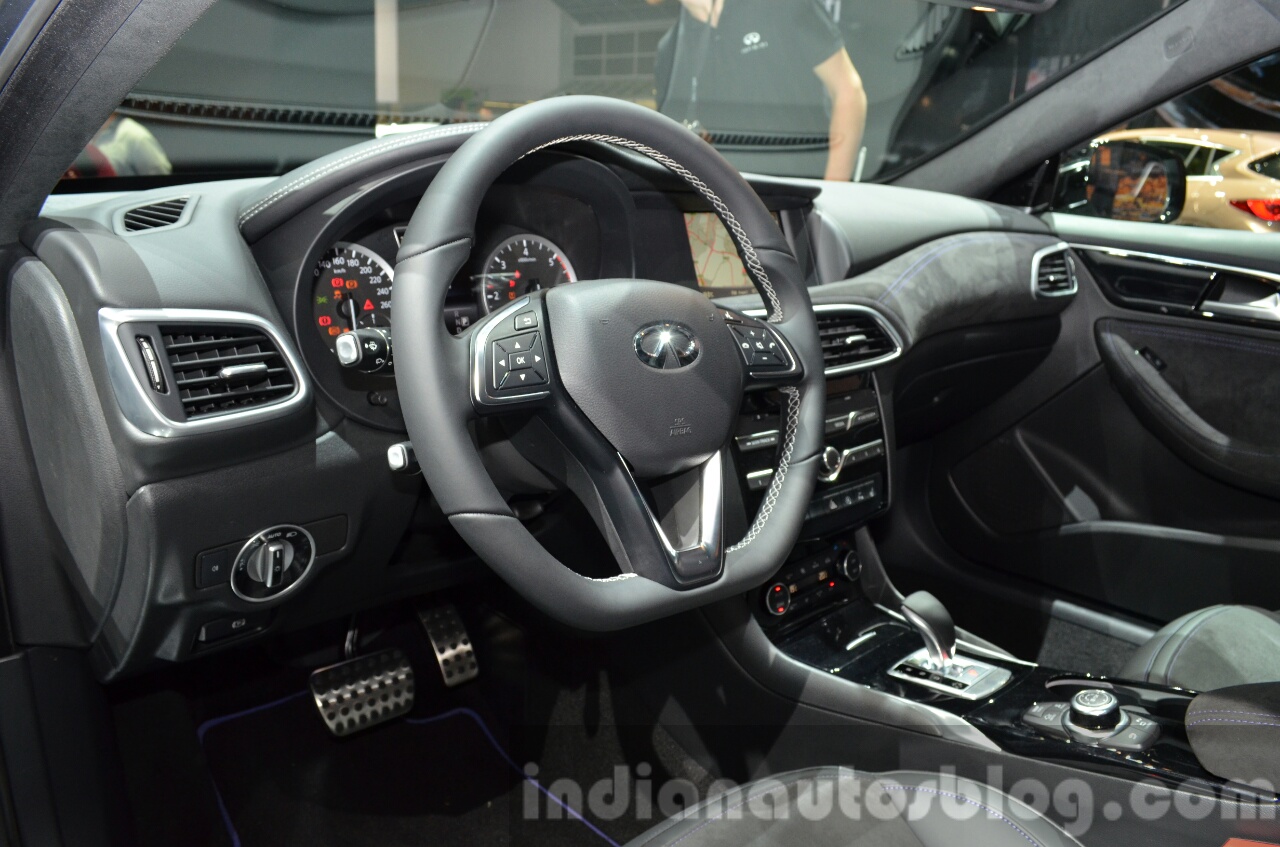 Infiniti Q30 City Black Edition interior at IAA 2015