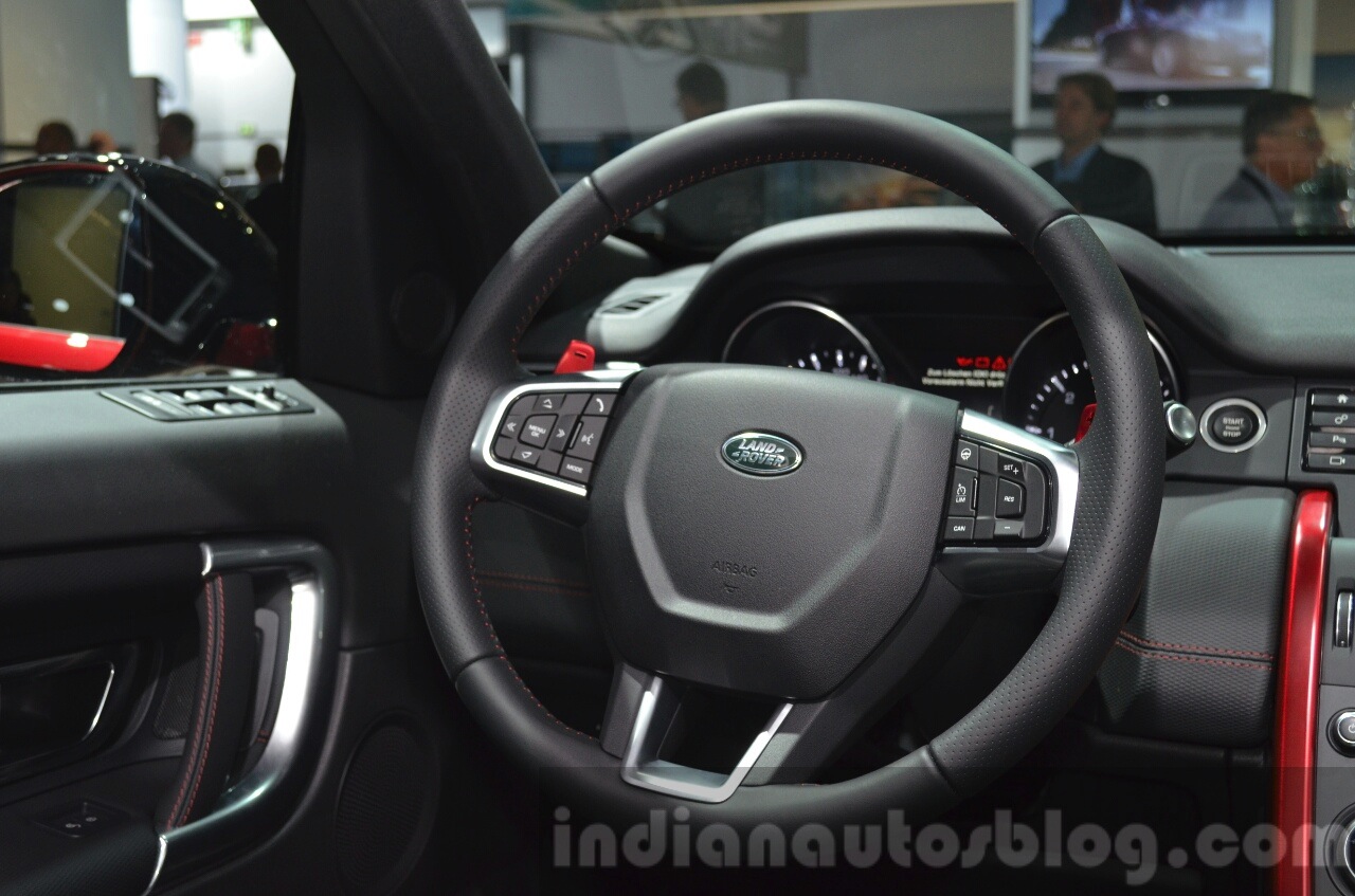Land Rover Discovery Sport HSE Dynamic Lux steering wheel at IAA 2015