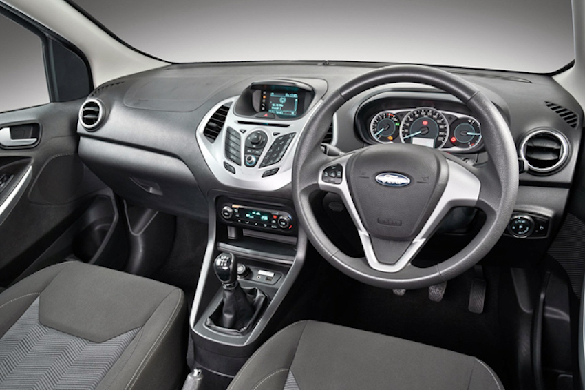  Ford Figo hatchback y sedán lanzados en Sudáfrica