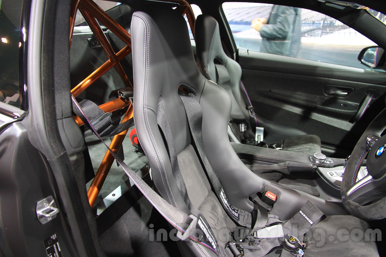 2016 BMW M4 GTS front seats at the 2015 Tokyo Motor Show
