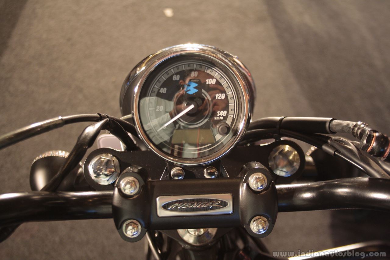 2016 Bajaj Avenger 150 Street speedometer launched