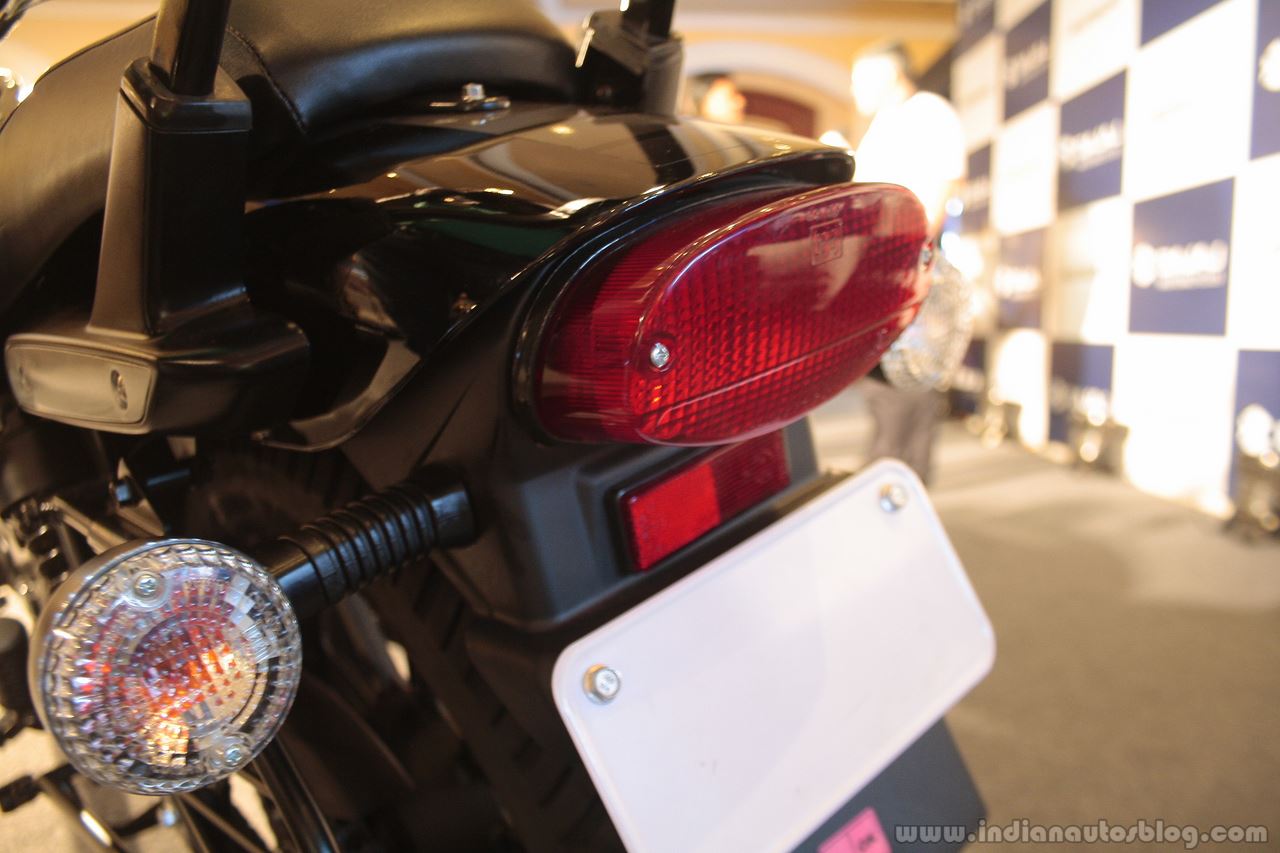 bajaj avenger back light cover