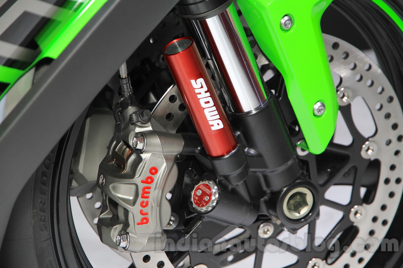 2016 Kawasaki Ninja ZX-10R, 2016 ZX-14R launched in India