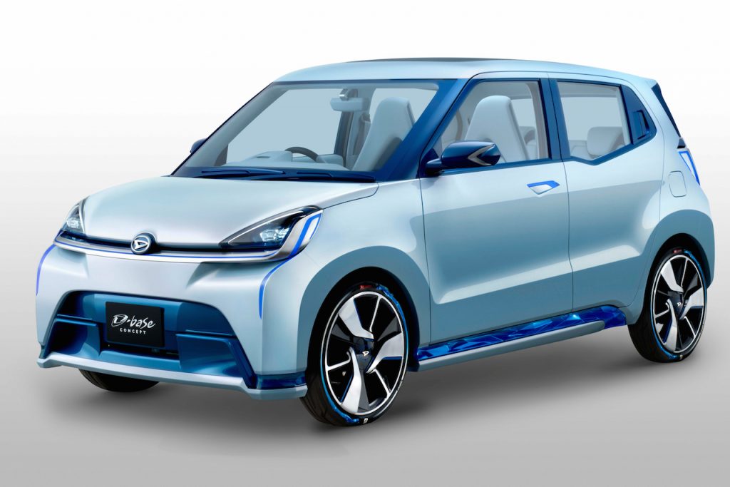 Daihatsu D-Base Concept front three quarters official image