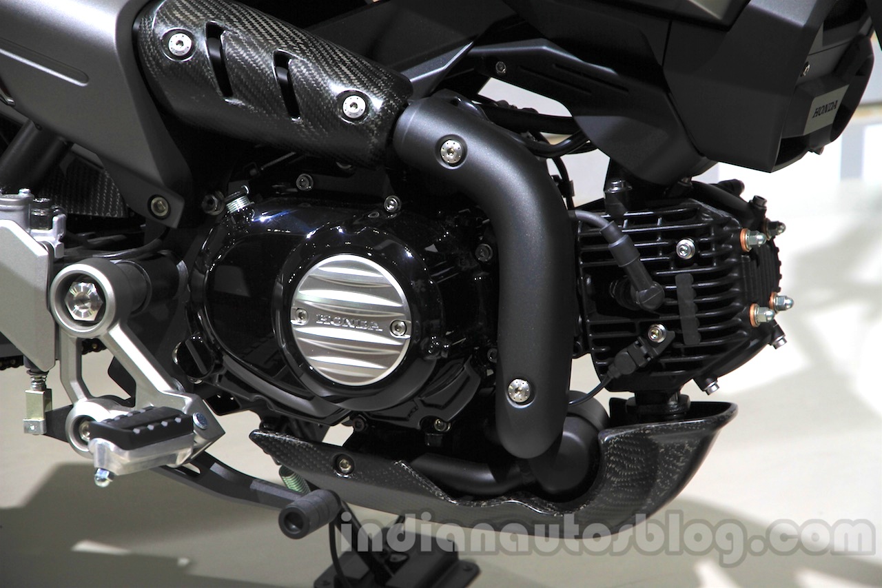 Honda Grom 50 Scrambler Concept One engine image at the 2015 Tokyo ...