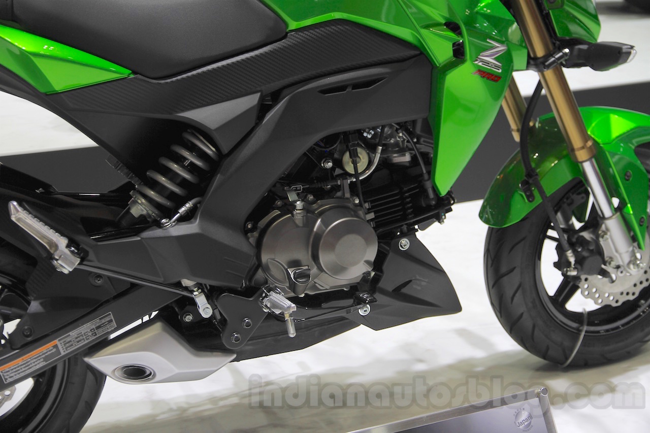 Kawasaki Z125 Pro engine