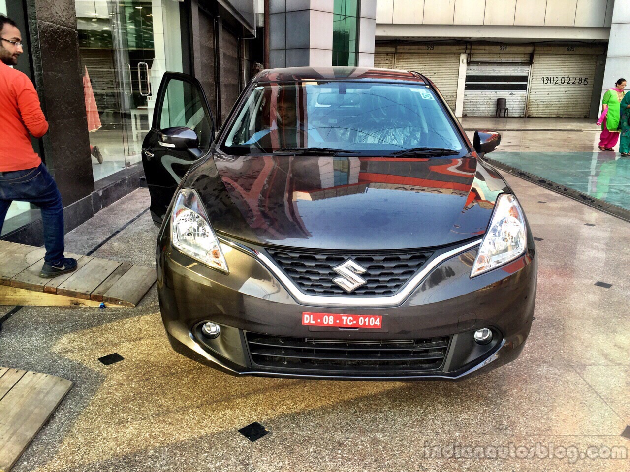 Maruti Baleno front NEXA showroom spied