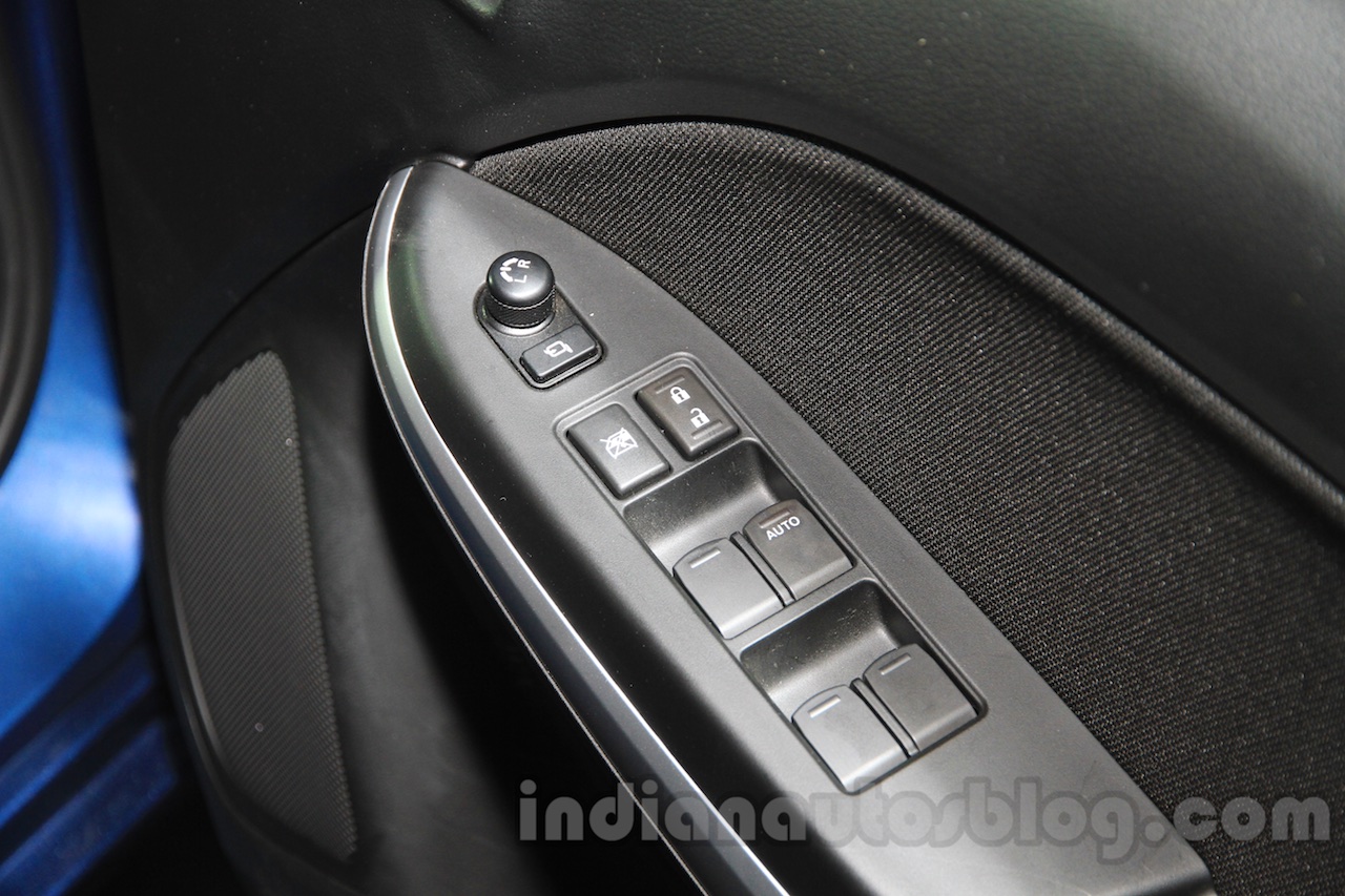 Maruti Baleno power window switches launch images
