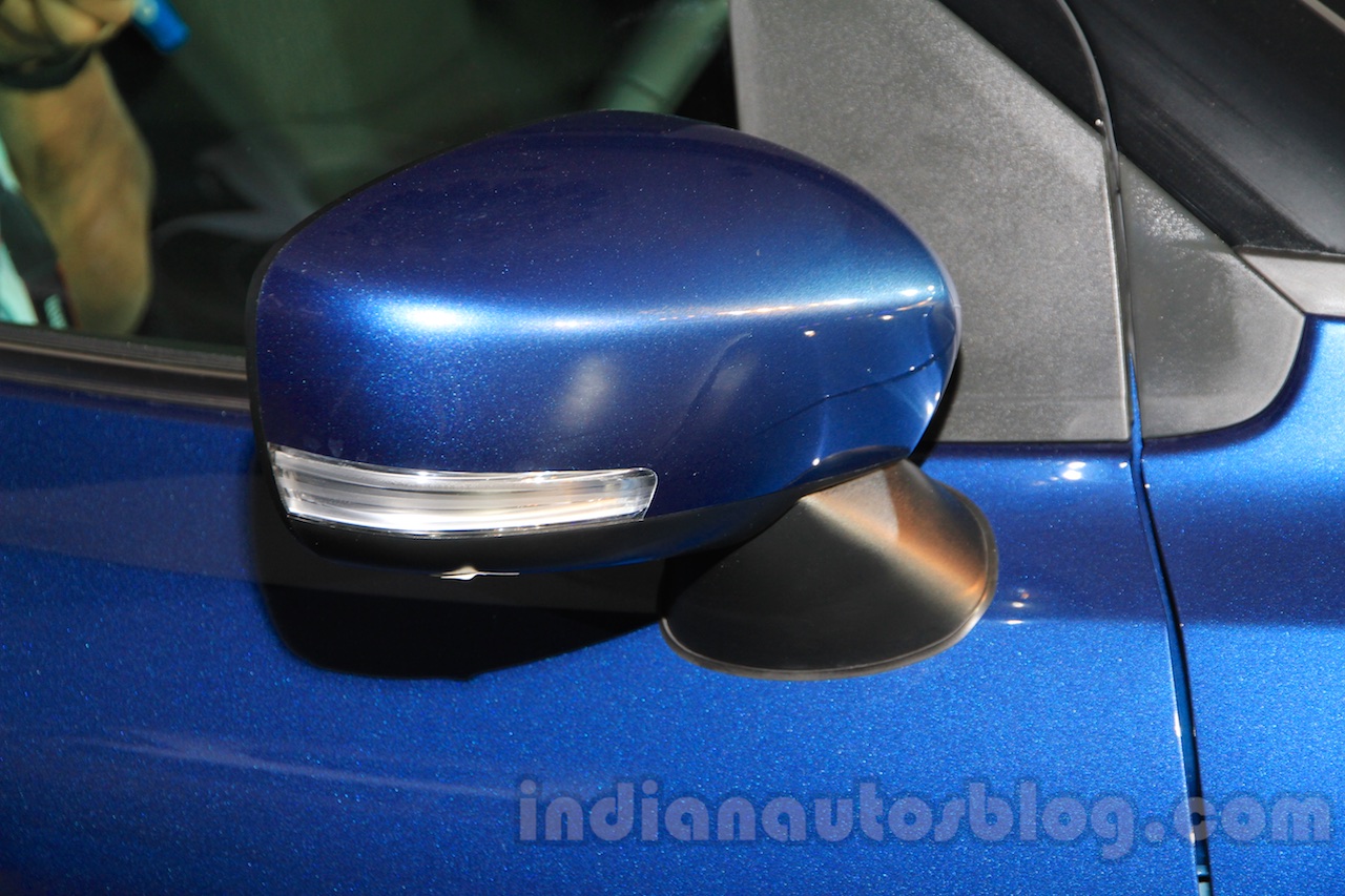 Maruti Baleno wing mirror launch images