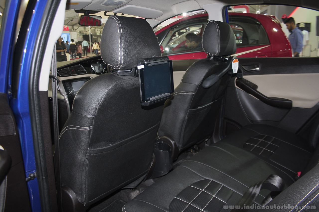 Tata Zest Executive entertainment system at APS 2015