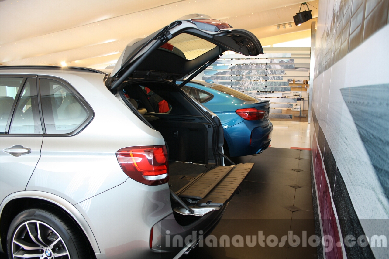 2015 BMW X5 M tailgate first drive review