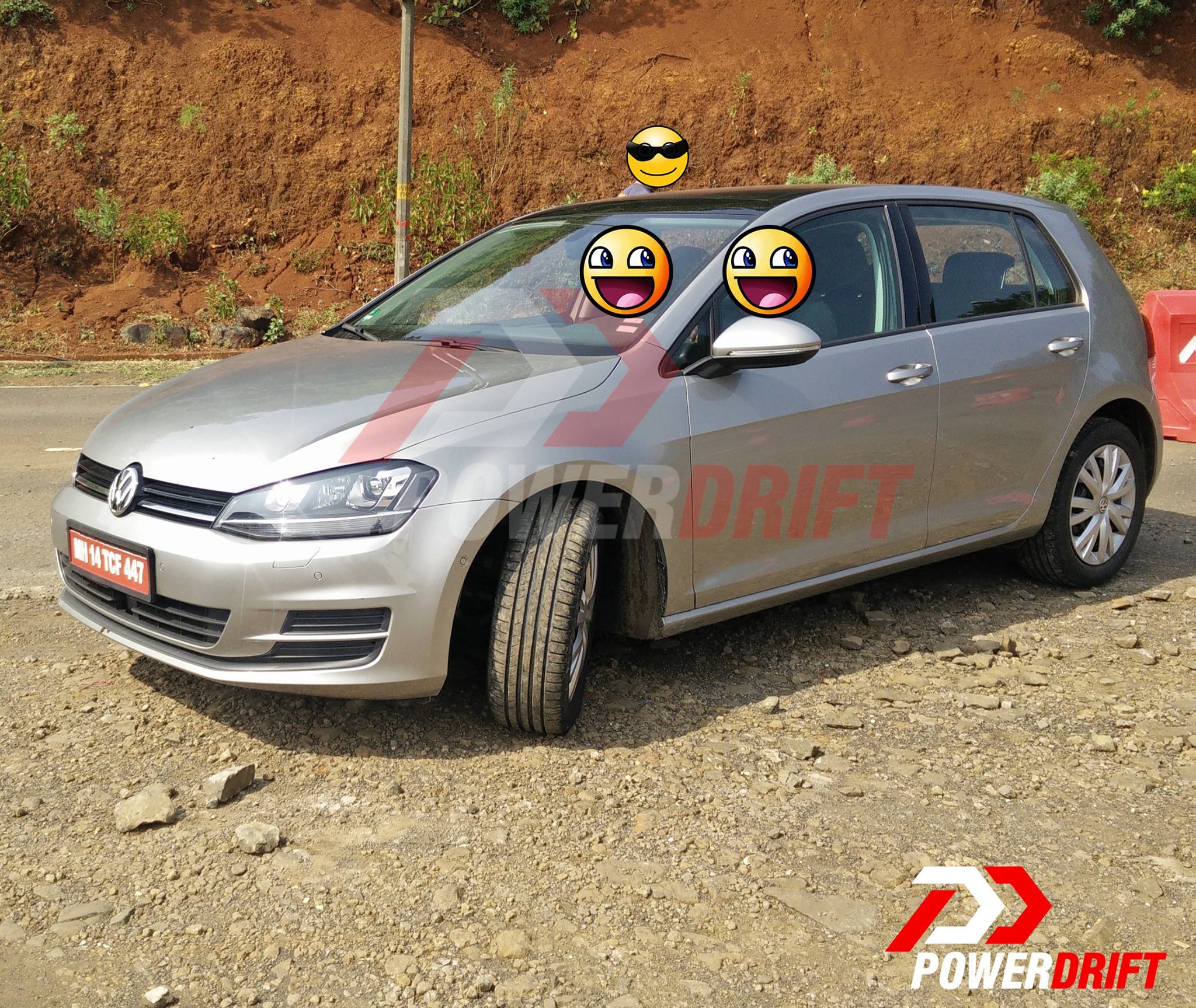 2015 VW Golf TSI front three quarter spotted testing in India