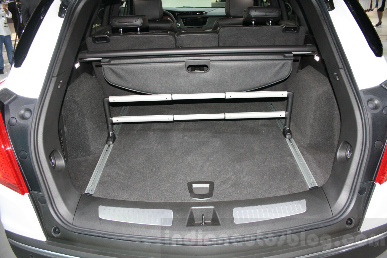 Cadillac XT5 boot space at DIMS 2015