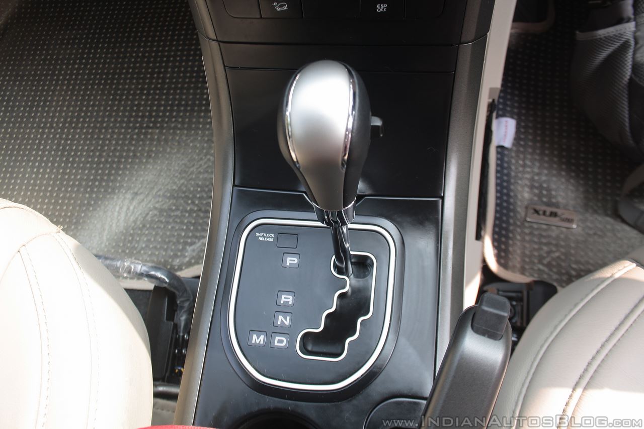 Mahindra XUV 500 Automatic Gear Rod