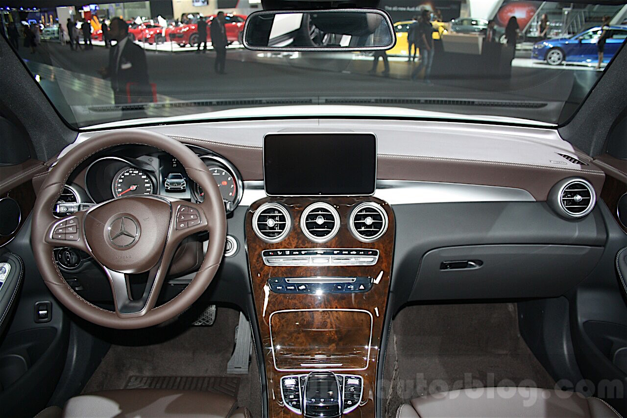 Mercedes GLC dashboard at DIMS 2015