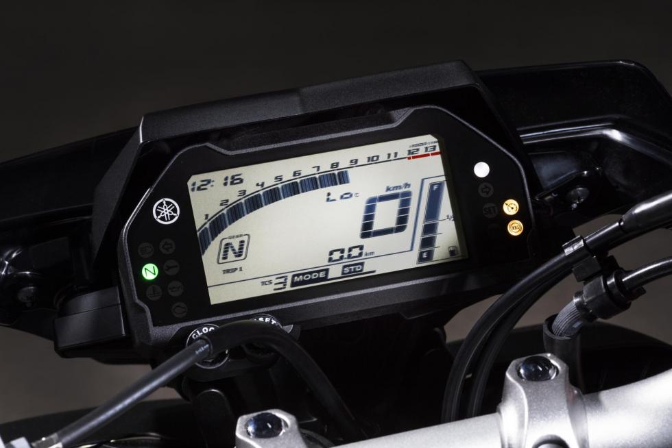 yamaha mt 10 display settings