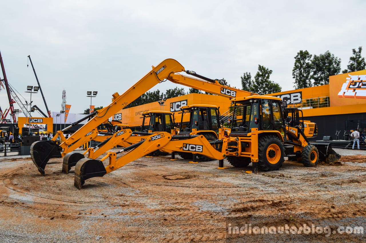 JCB 3DX excavators side at EXCON 2015