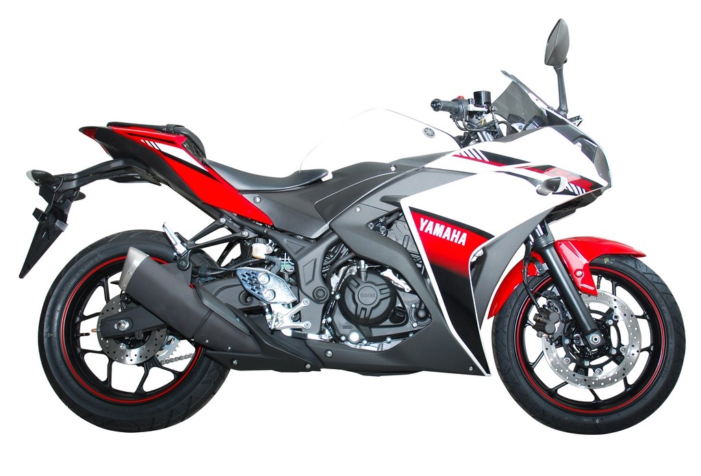 Yamaha R25 ABS gets new colours for MY 2016 - Indonesia