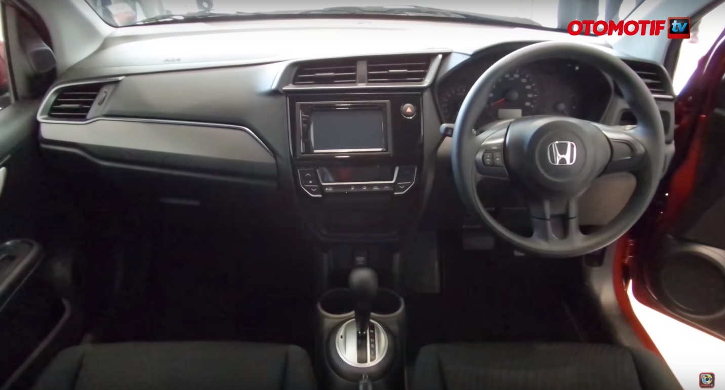  Interior  Honda  Mobilio  Rs 2019