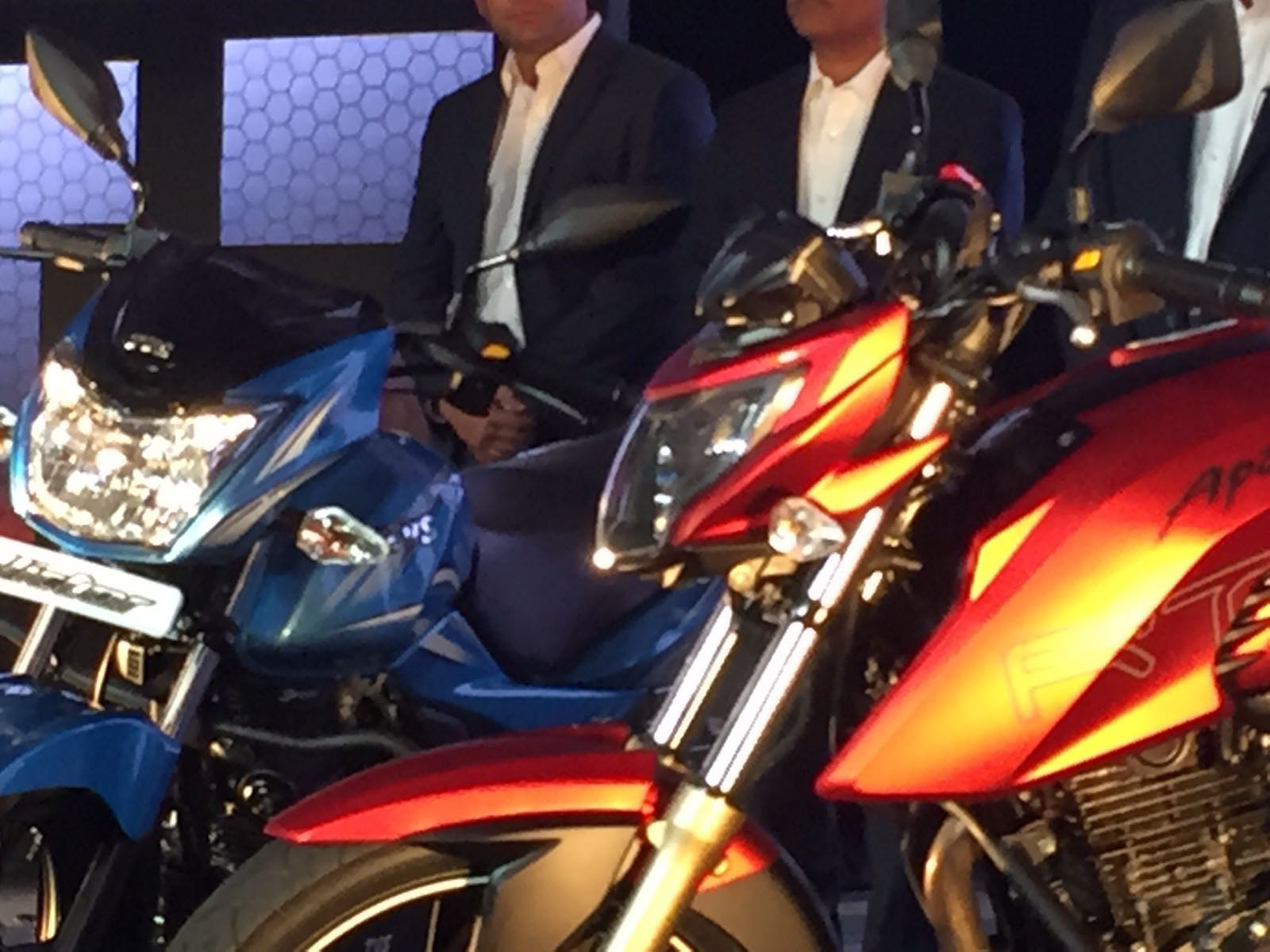 TVS Apache RTR 200 4V headlight live
