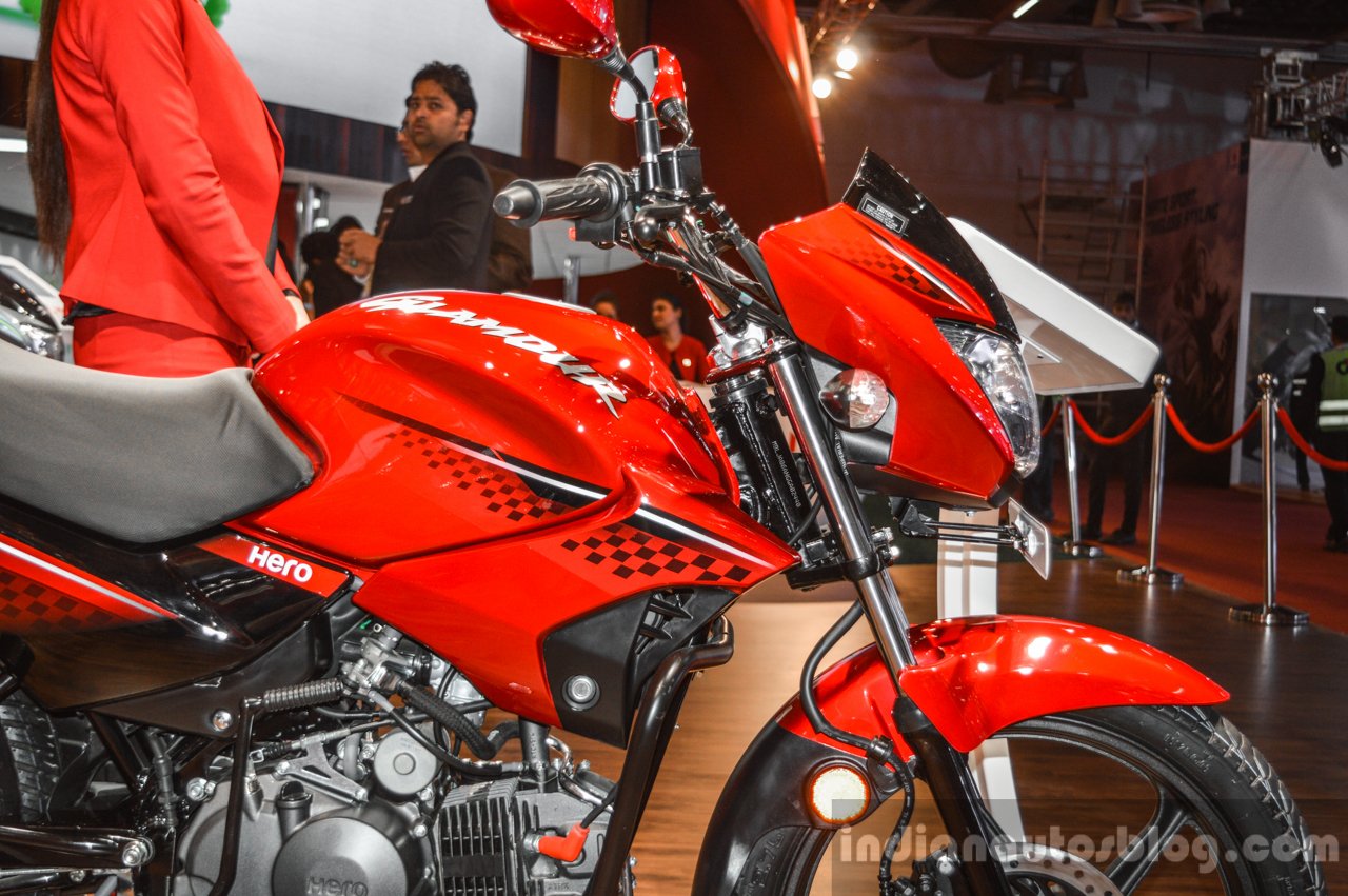 2016 Hero Glamour body graphics at Auto Expo 2016