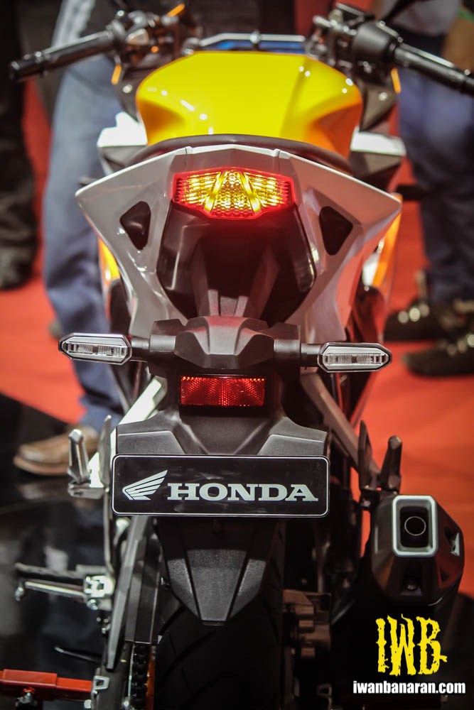 2016 Honda CBR150R Repsol LED rear lights launched in Indonesia