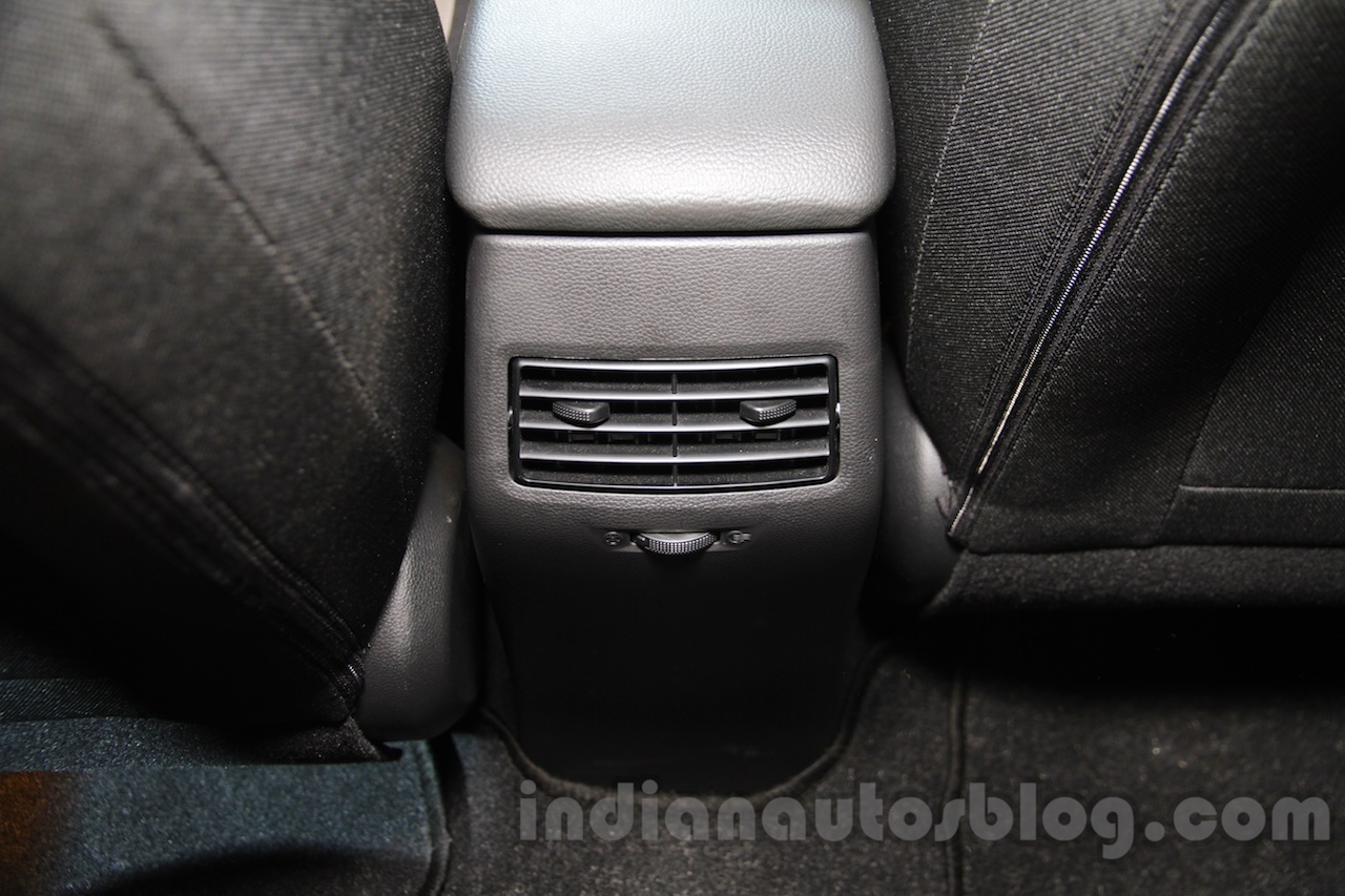 2016 Hyundai i20 rear AC vent at the Auto Expo 2016