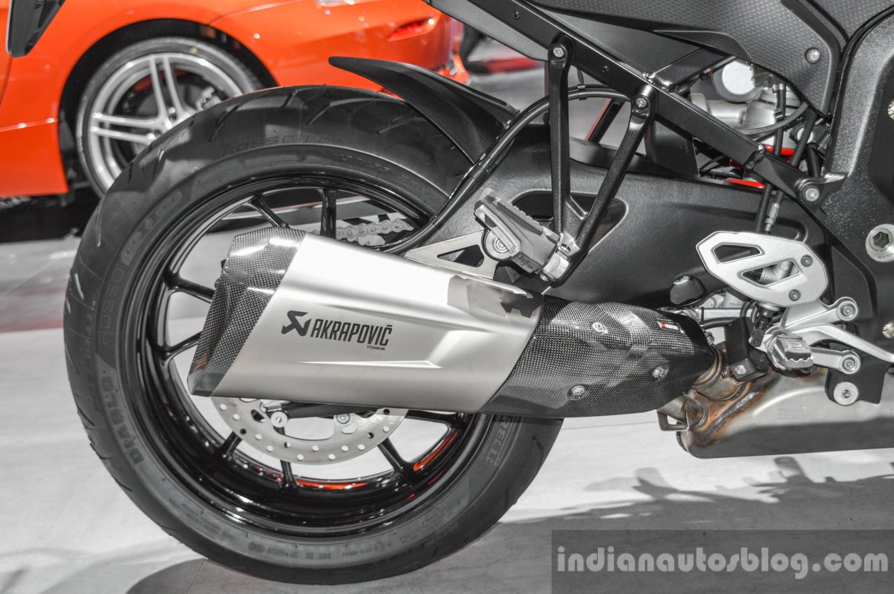 BMW S1000XR Akrapovic exhaust at Auto Expo 2016