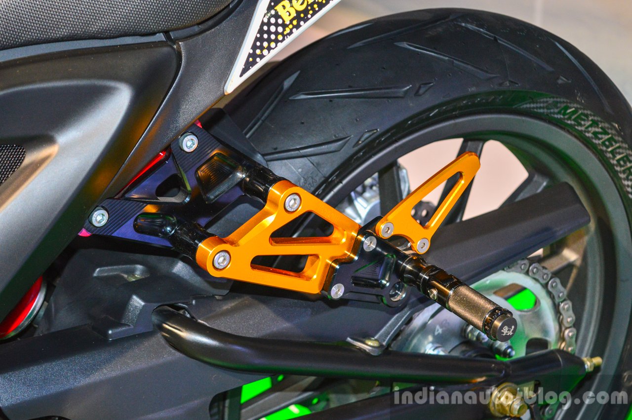 Benelli TNT 25 accessories pillion foot rest stay at Auto Expo 2016