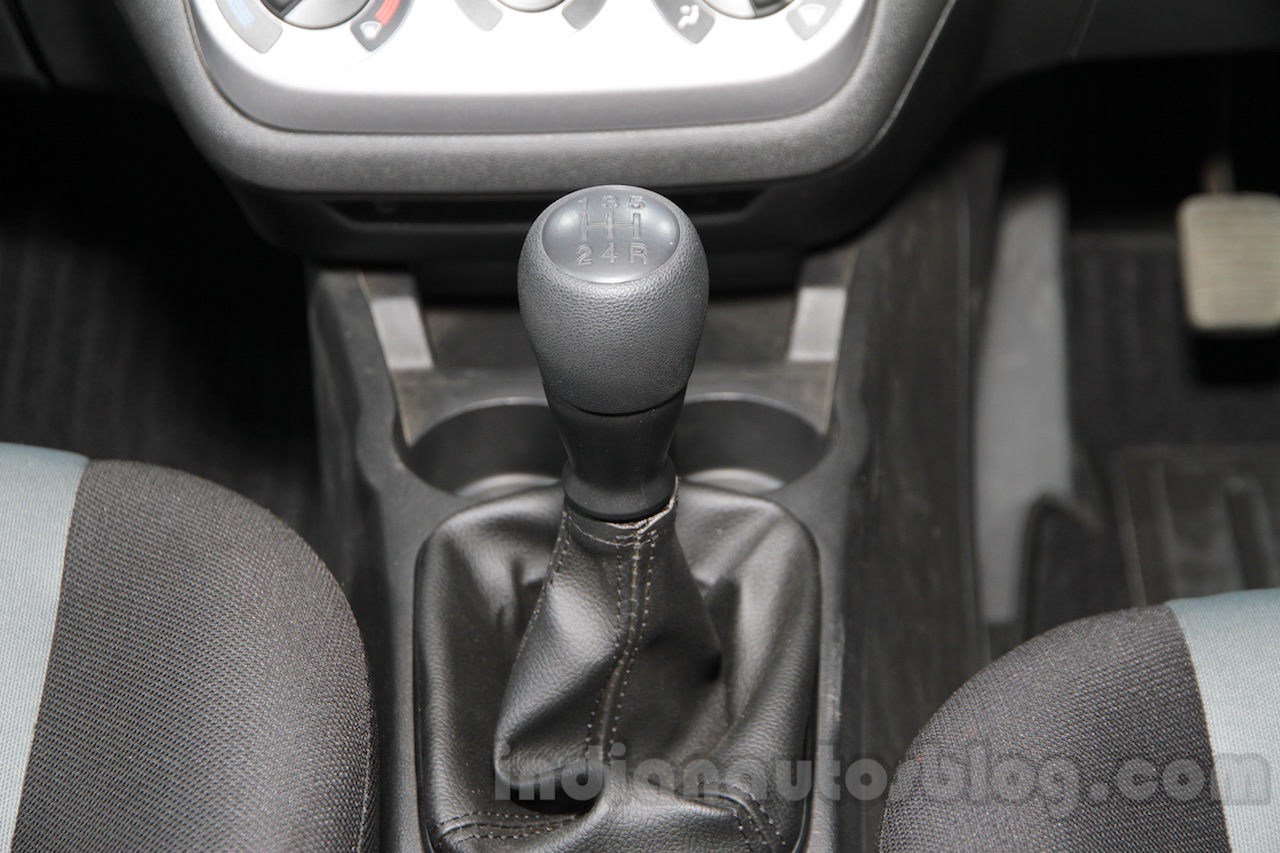 Fiat Punto Pure gear knob at Auto Expo 2016