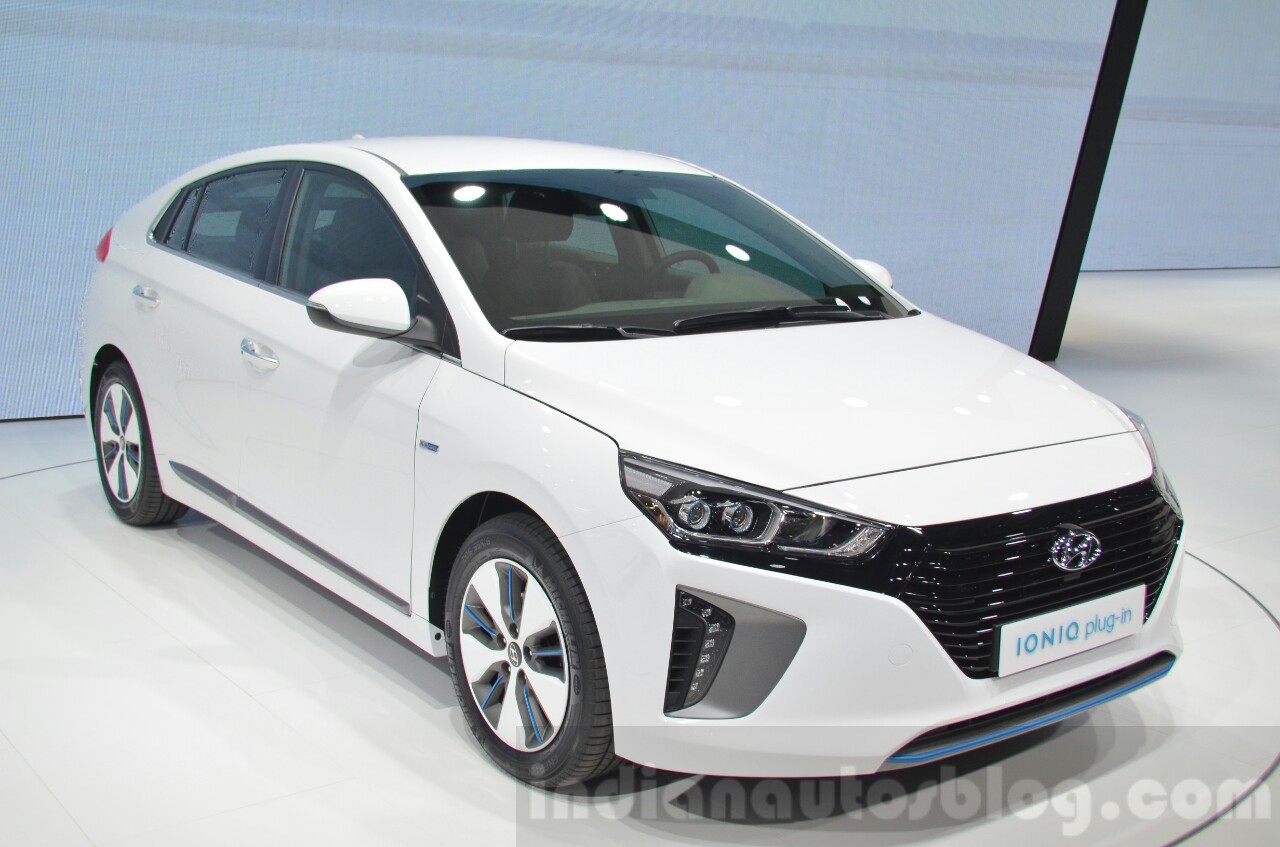 Hyundai ioniq deals electric plug in