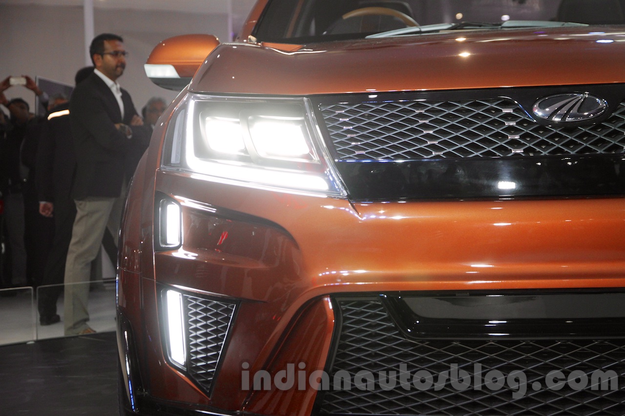 Mahindra XUV Aero headlights at Auto Expo 2016