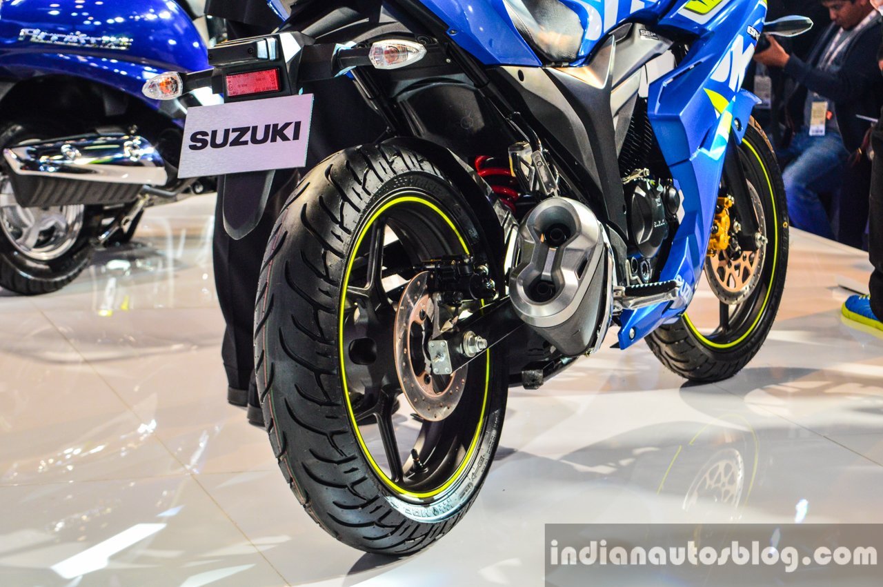 Suzuki Gixxer SF-Fi with rear disc brake rear at Auto Expo ...