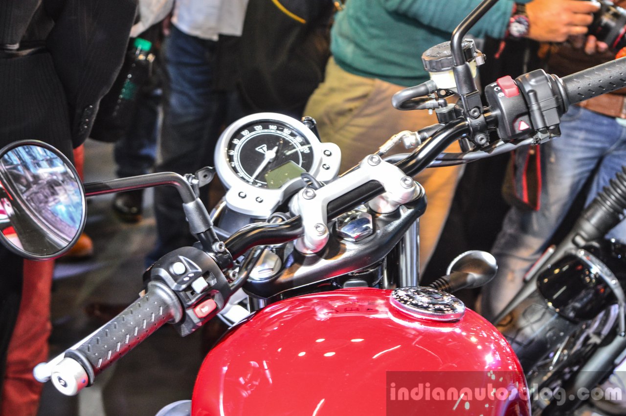 Triumph Bonneville Street Twin Red handlebar at Auto Expo 2016